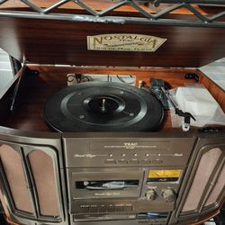 Phonograph And Record Player Like Brand New 