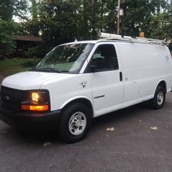 2011 Chevrolet Express 2500 4.8L 8cyl 