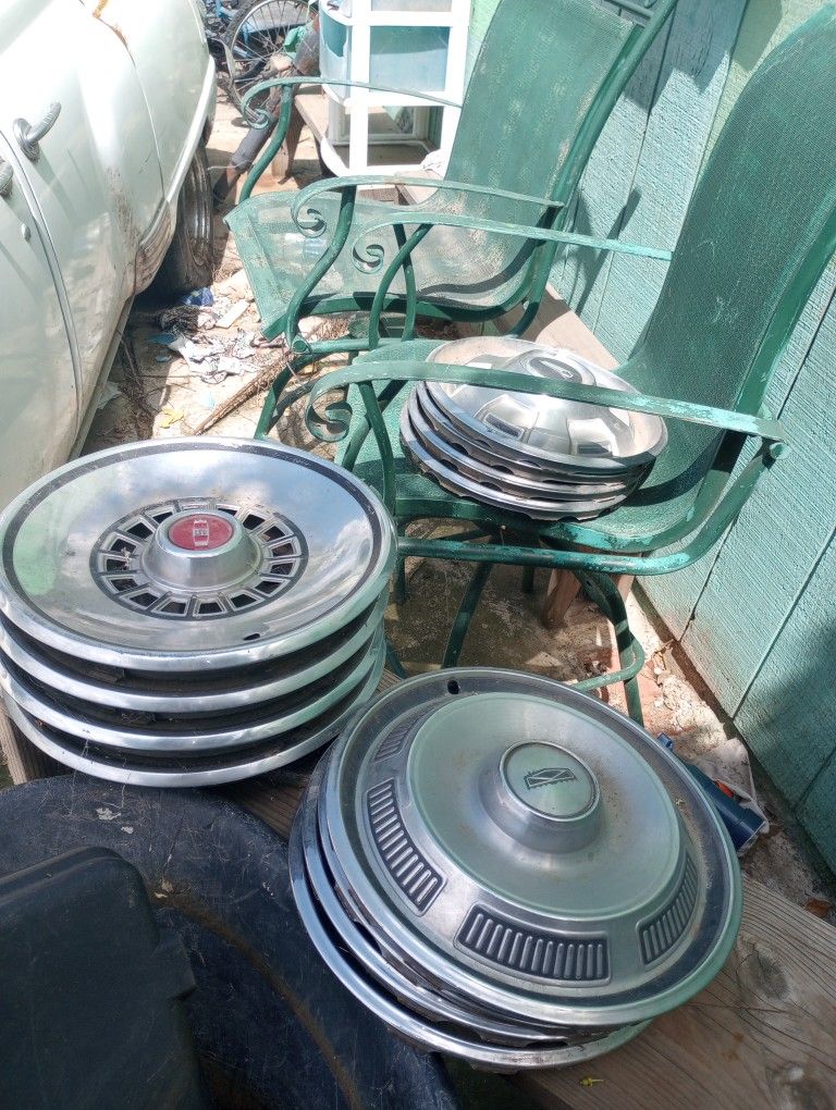 Hubcaps 50 Dollars A Set