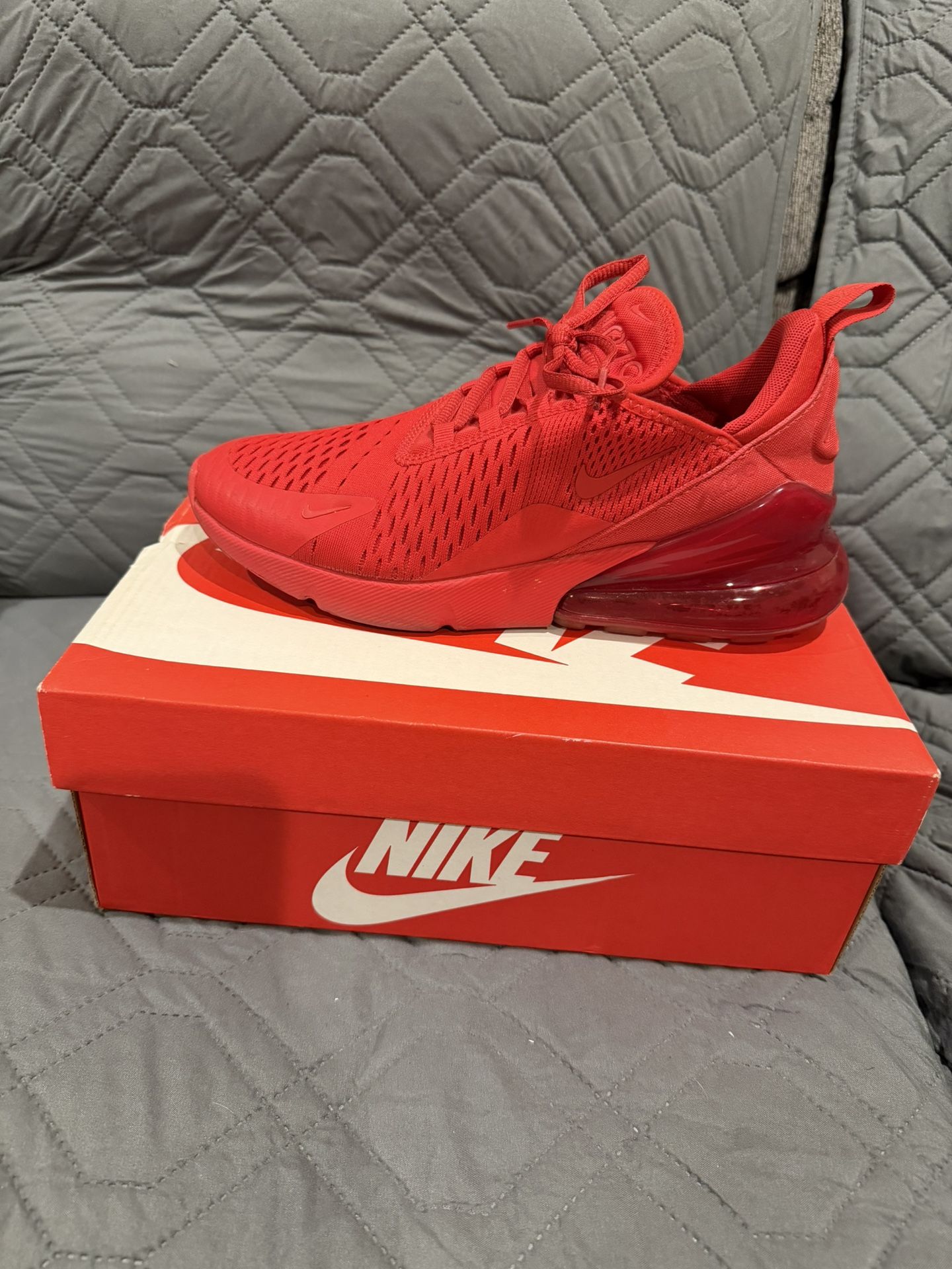 Nike Air Max 270 Red