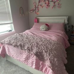  Bed Frame +mattress and Bedding 