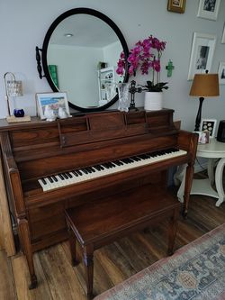 Free piano