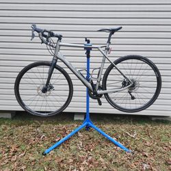 GT Gravel/Road Bike 58cm