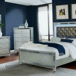 New 4pc Queen Bed Set