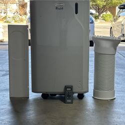 De’Longhi Pinguino Portable Air Conditioner – Complete Setup – $200