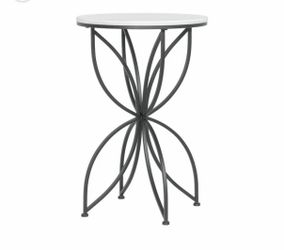 White Quartz Stone Top Accent Table