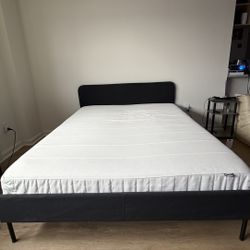 Mattress + bed Frame