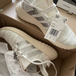 Women Nike shoes