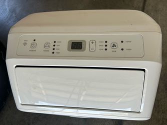 Hisense 8,000 BTU Portable Air Conditioner A/C