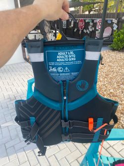 Body Glove Adult L/XL Life Jacket PFD