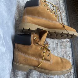 Timberland Size 6 New Boots