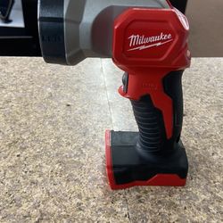 Milwaukee M18 flashlight 100lumens work light 