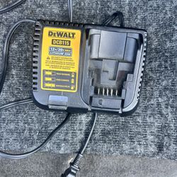 🔋 DeWalt DCB115 12V/20V MAX Battery Charger – Fast Charger | like new  Condition ⚡