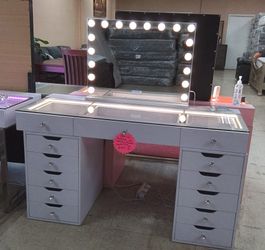 New Vanity Desk With Lights And Bluetooth Sample Floor Only $970 