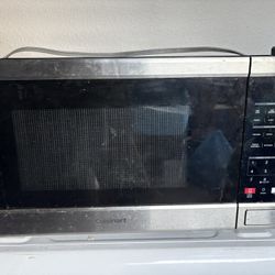 Like-New Cuisinart Microwave - Only Used 2 Months