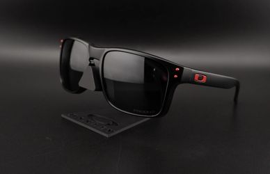 Oakley Holbrook Sunglasses New In Box