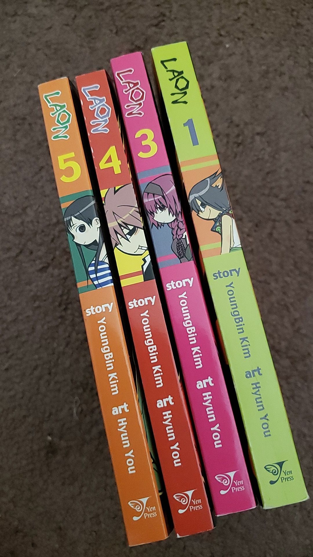 LAON Manga Vol. 1, 3, 4, and 5