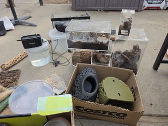 Free things, everything must go, west sac