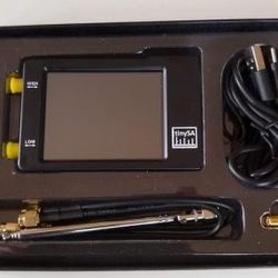 Tiny Spectrum Analyzer  and Signal Generator