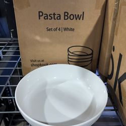 White Set of 4 Kook Brand Pasta Bowls