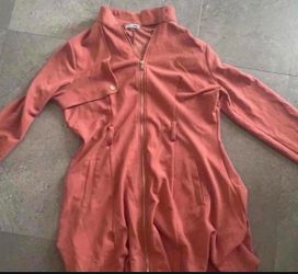 Women’s pink Zipup dress