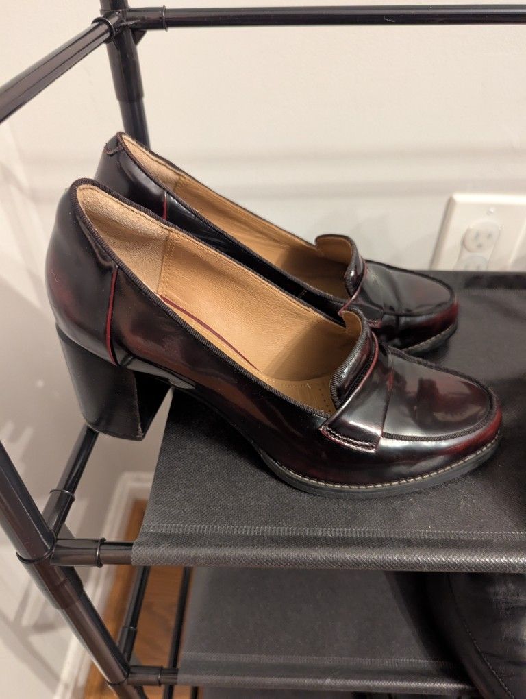 Clarks Loafer Heel Pumps Burgandy Work Shoes