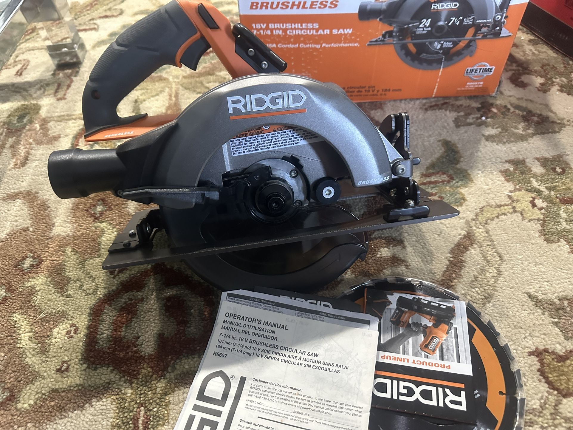 RIDGID 18V Brushless Cordless 7-1/4 in. Circular Saw (Tool Only)