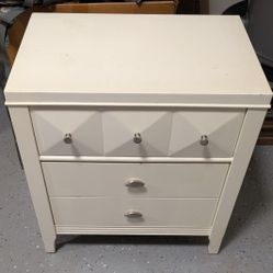 Nightstand 