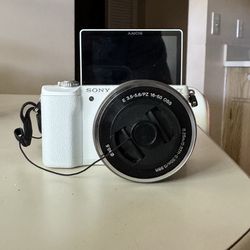 Sony A5000 Camera