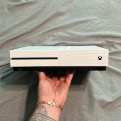 Xbox One S ( Console Only ) 