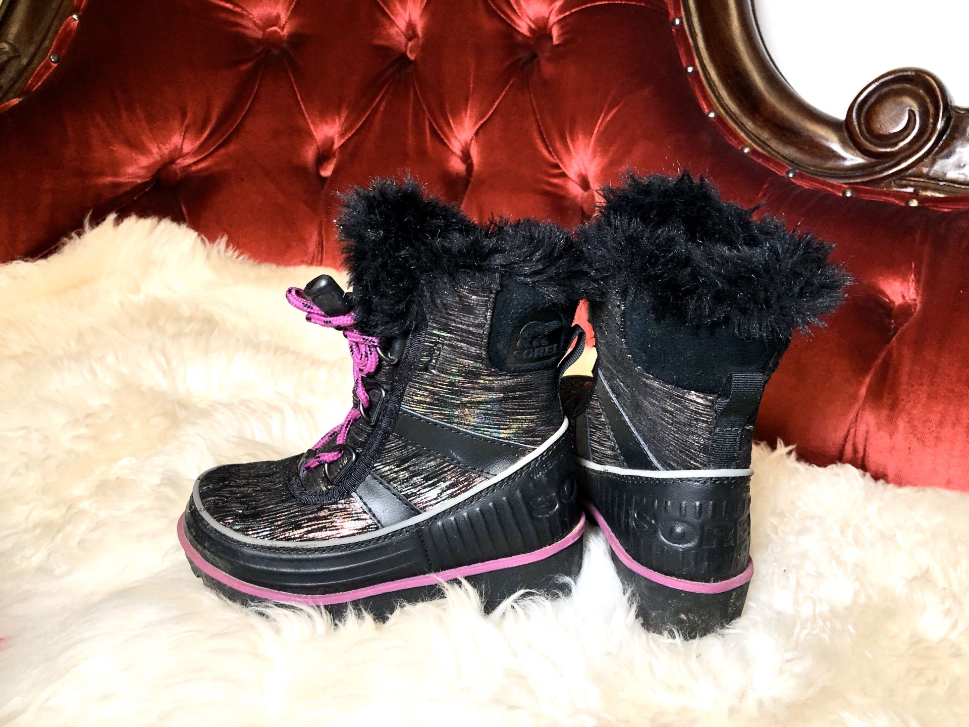 Girls boots by Sorel, little kid size 9 (EU 26)
