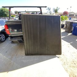 Chevy Colorado Bed Cover 