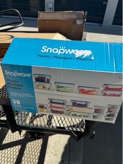 New Snapware Food containers