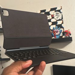 iPad Keyboard Case 11inch