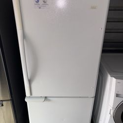 White Performa Refrigerator And Freezer