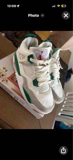 Retro 4 SB pine green size 8