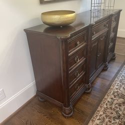 Solid Wood Sideboard / Buffet – Classic Design