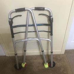 Walker with Trigger Levers 