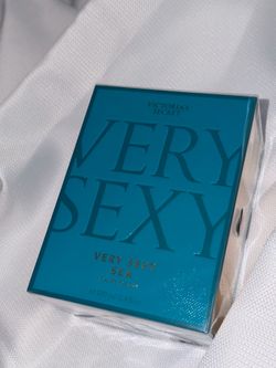VS Eau De Parfum