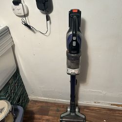 Black + Decker Pet Vacuum Cordless