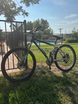 Kona Kikapu mountain bike
