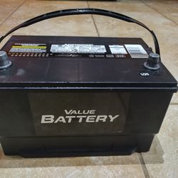 Battery Heavy Duty Group 65 like New, 650 Ampers. Ready to work. $90 cash