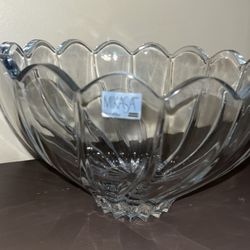 Mint Condition, Vintage Rare Mikasa Swirl-Pattern Crystal Bowl 