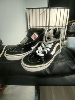 Boys hi top vans 13