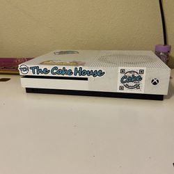 Xbox One S Includes Controller