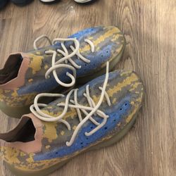 Yeezy Blue Oat Size 10