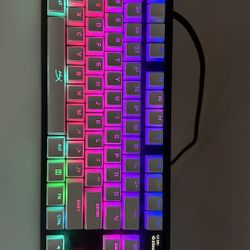 Steelseries Apex Pro TKL + Hyperx White Pudding Keycaps 