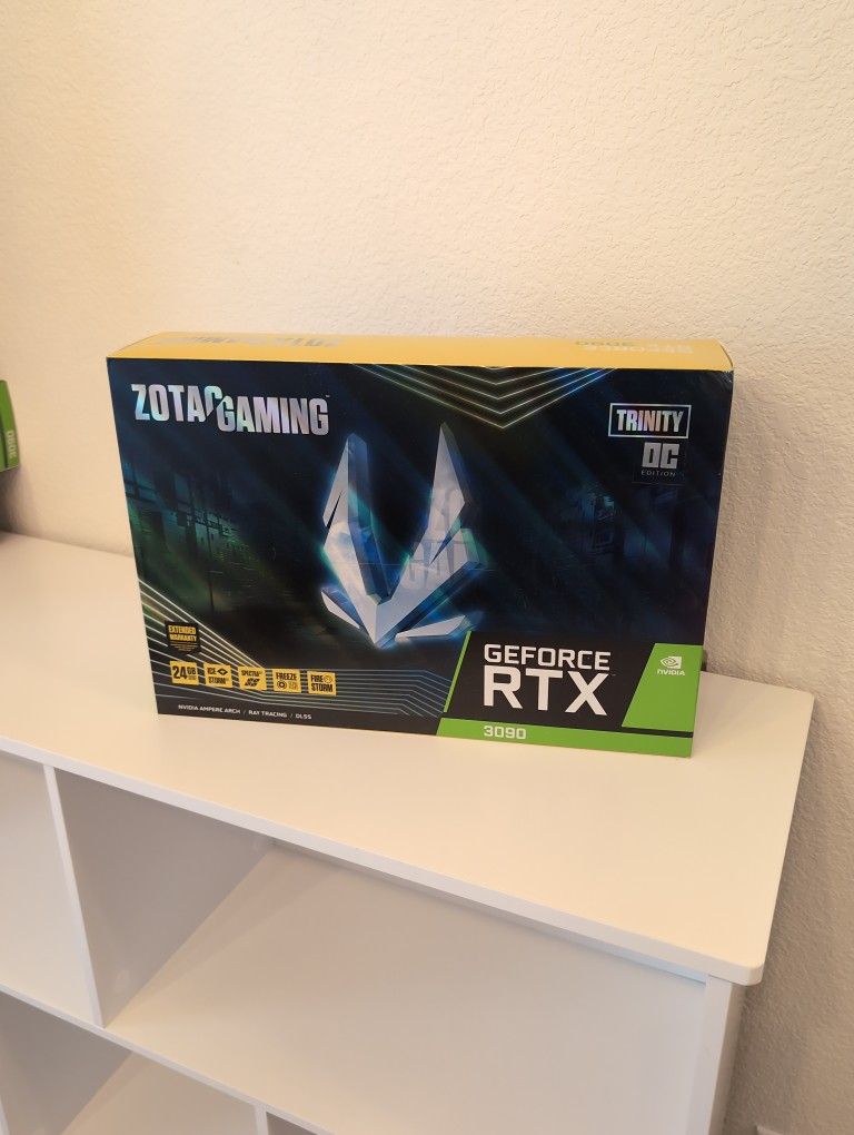 Zotac G-Force RTX 3090 Trinity Slightly Used With Box