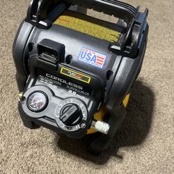 20 Volt Dewalt  Compressor