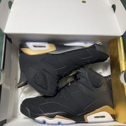 Size 10.5 Jordan 6s 